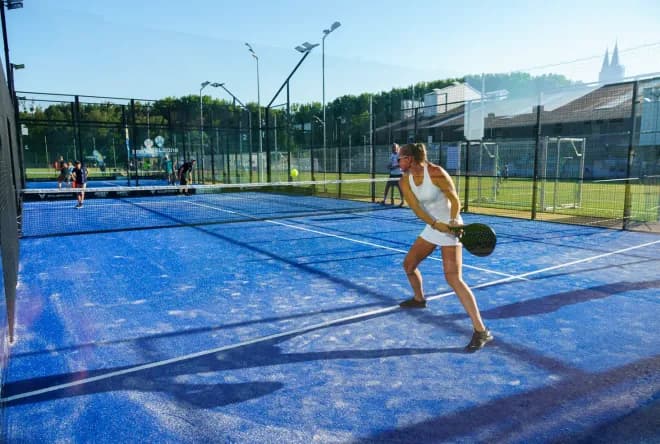 PADELZONE Klosterneuburg | Happyland